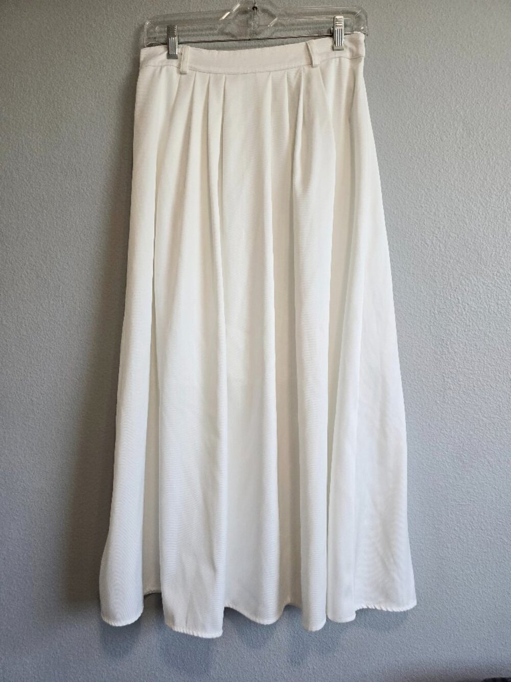 Dazy White Maxi Skirt Size XL Lined Elastic Waistband